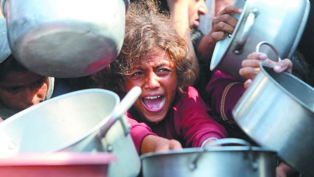 Σπατάλη στα τρόφιμα: Εμείς τα πετάμε, ενώ εκατομμύρια άνθρωποι πεινάνε…