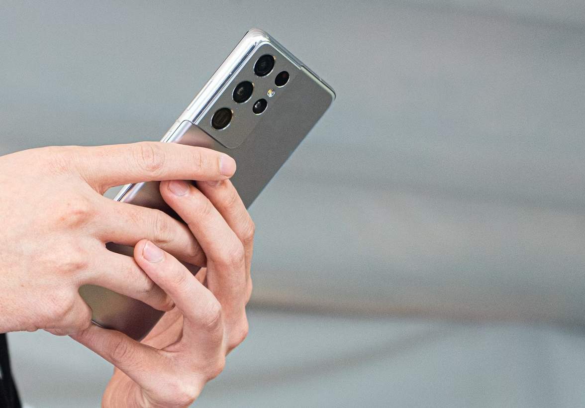 «Αυτό που Σίγουρα Δεν Ξέρεις: Η Έκπληξη που Περιμένει Τα Samsung και Apple Smartphones!»