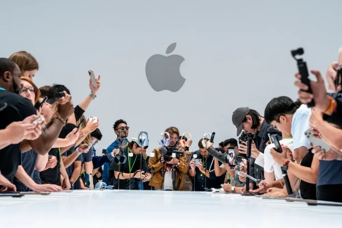 «Σοκ στον κόσμο της τεχνολογίας: Η Apple ρίχνει από τον θρόνο την Samsung στις αποστολές smartphones για το 2025!»