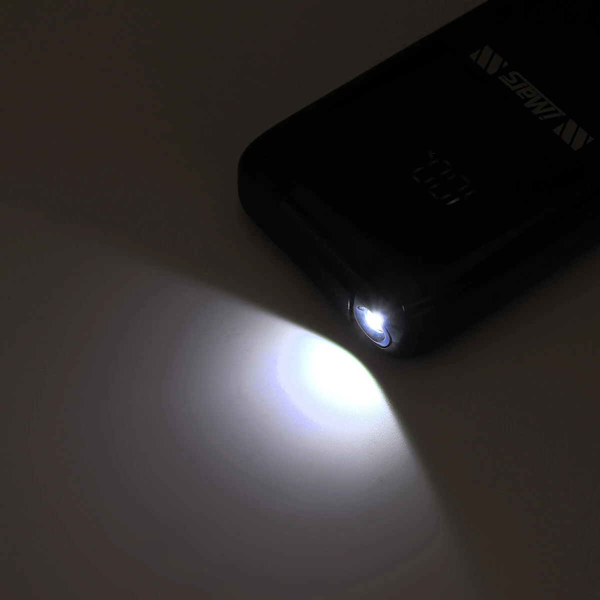 iMars I-J12 16000mAh Portable Car Jump Starter 2