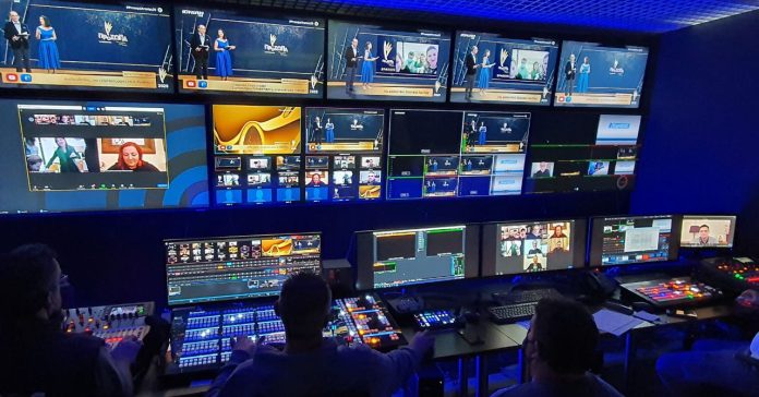 Στον «αέρα» ο διαγωνισμός για τις περιφρερειακές τηλεοπτικές άδειες πριν καν ξεκινήσει ! Κύμα προσφυγών για το HD - Τυπολογίες