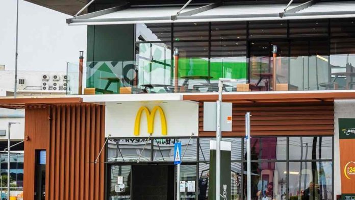 «Ανατροπή στην Αττική: Αποχαιρετούμε τα McDonald's – Το νέο μεγάλο σχέδιο που έρχεται!»
