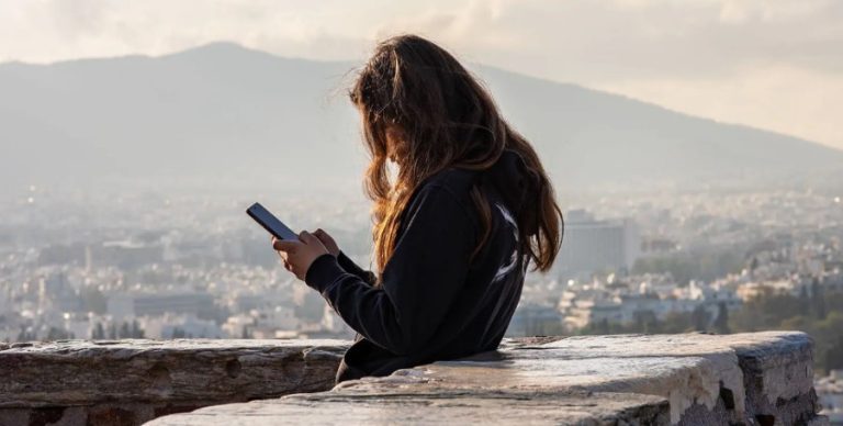 Τι πιστεύουν οι Έλληνες για την Τεχνητή Νοημοσύνη