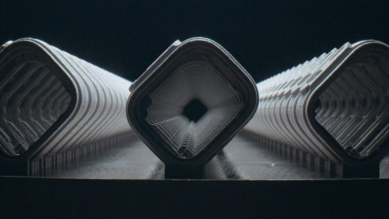 Η Apple εξετάζει το ενδεχόμενο 3D-εκτυπωμένων iPhone iPhone από αλουμίνιο