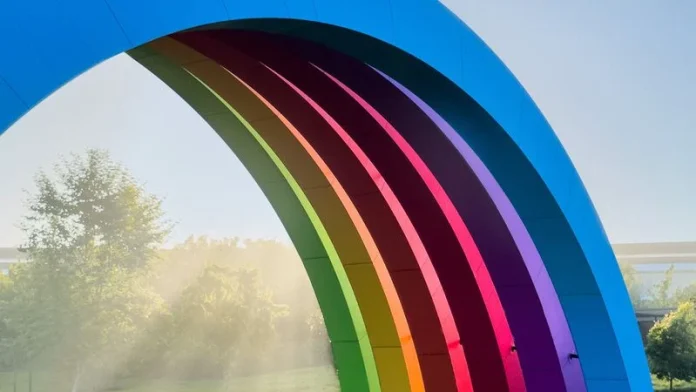 Η Apple γιορτάζει την 50ή επέτειό της με ένα πάρτι «Elaborate» στο Apple Park Η Apple γιορτάζει την 50ή επέτειό της με ένα πάρτι «Elaborate» στο Apple Park