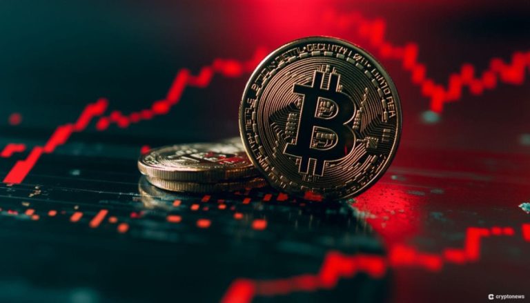 Στα $65.000 το Bitcoin, απώλειες 4% στην αγορά