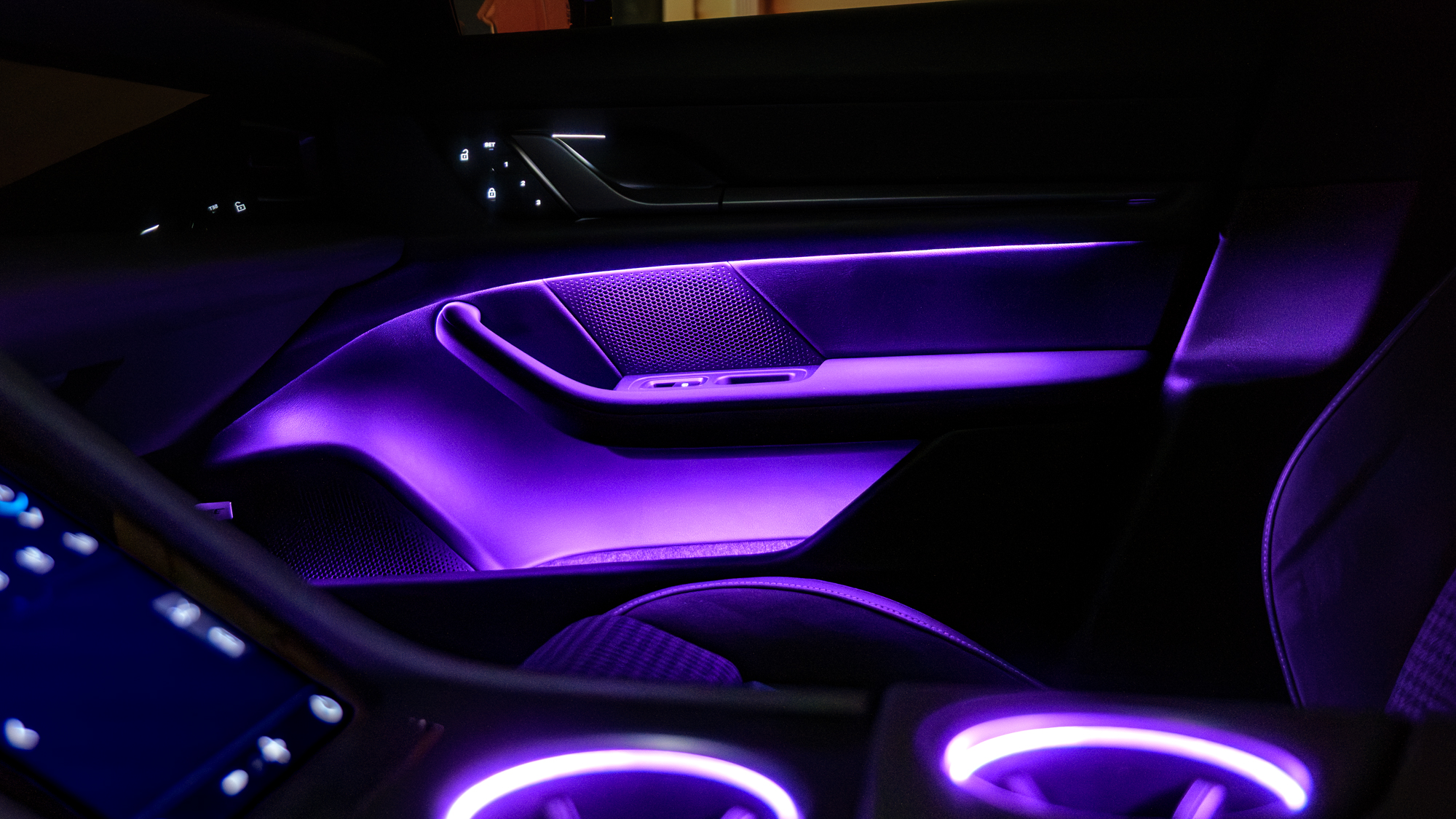 Test drive Porsche Taycan 2025.