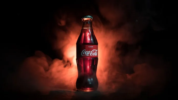 Οι ζυθοποιοί μετατρέπουν την Coca-Cola σε ένα πολύ ποτό κρασί Οι ζυθοποιοί μετατρέπουν την Coca-Cola σε ένα πολύ ποτό κρασί