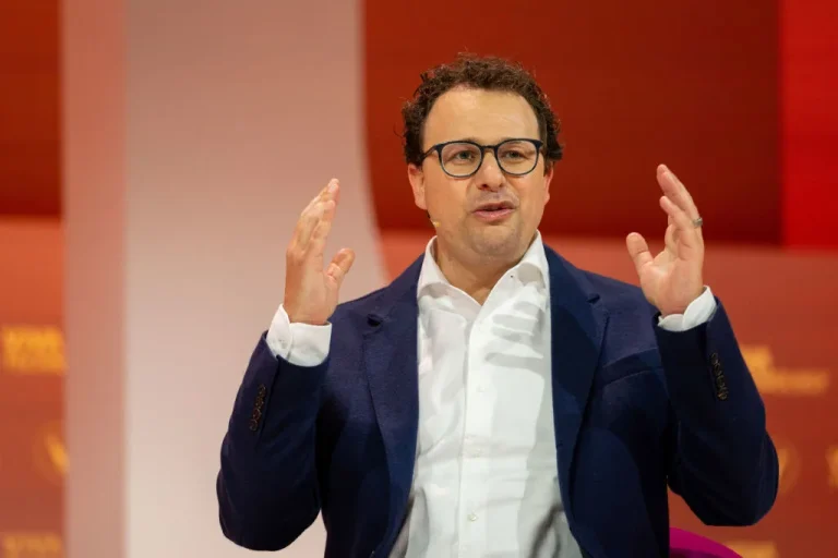 Η Anthropic μηνύει το Υπουργείο Άμυνας για τον χαρακτηρισμό κινδύνου της εφοδιαστικής αλυσίδας