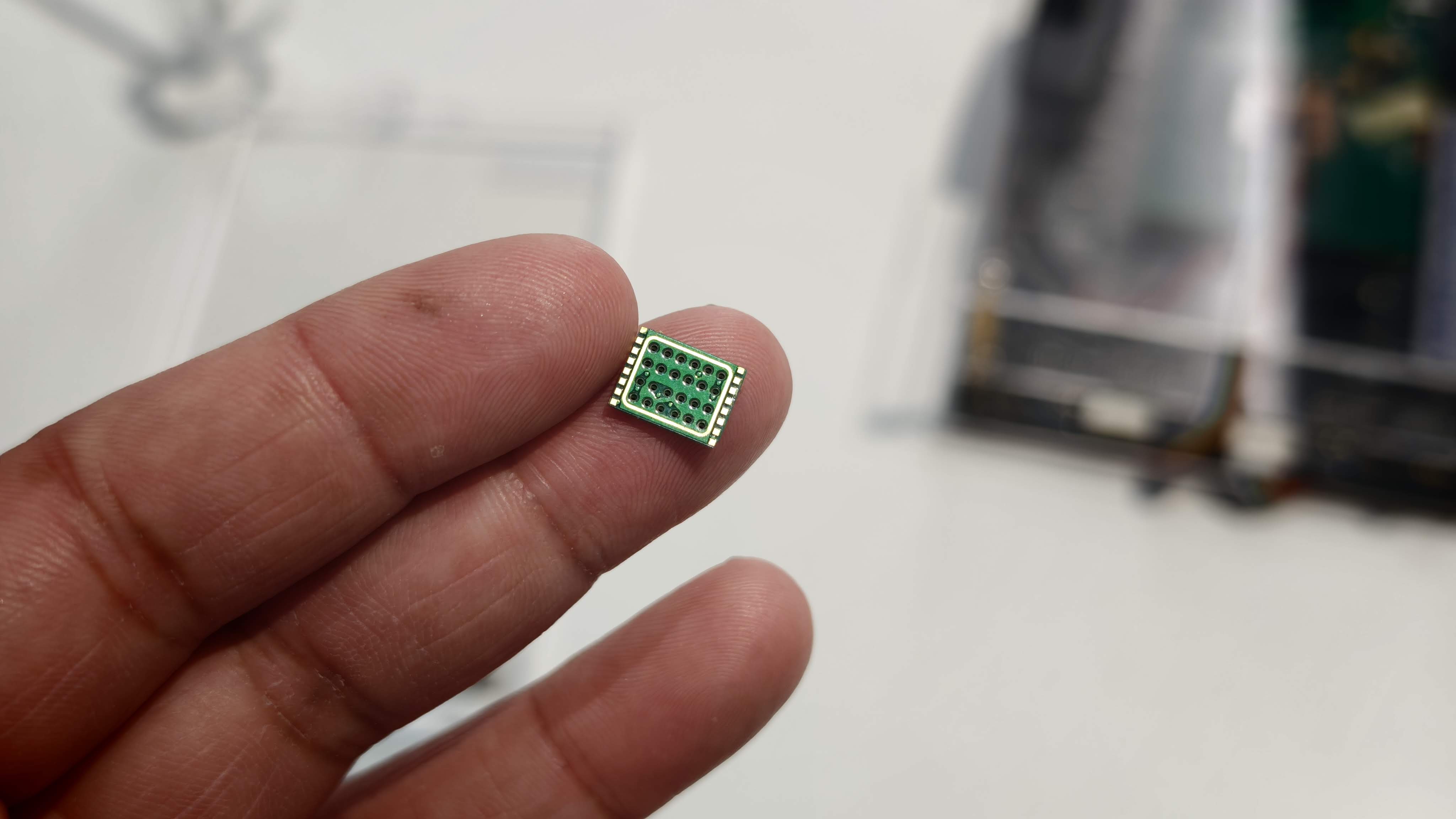 Επίδειξη λύσης ενεργού ψύξης xMEMS XMC-2400