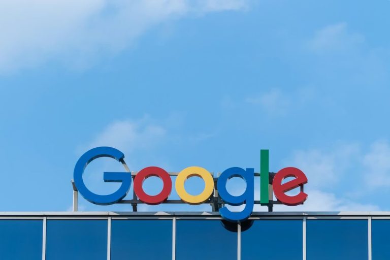 Ο πατέρας μήνυσε την Google για την παραίσθηση του μοιραίου Gemini Chatbot