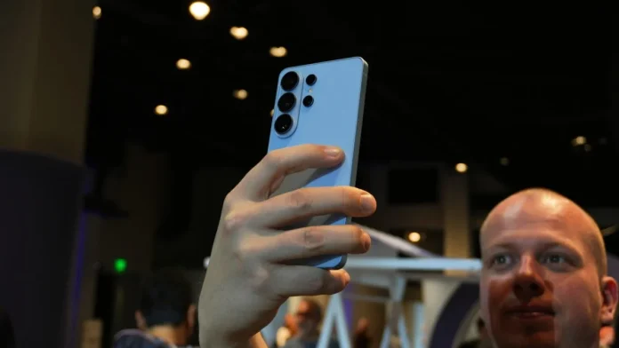 Δείτε τι χρειάζεστε για να φορτίσετε το Galaxy S26 Ultra στα 60W Δείτε τι χρειάζεστε για να φορτίσετε το Galaxy S26 Ultra στα 60W