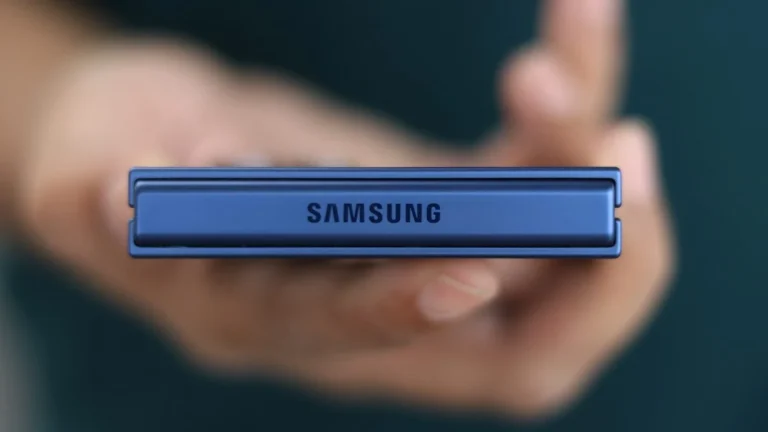 Όχι, η Samsung πιθανότατα δεν κατασκευάζει αυτό το περίεργο τηλέφωνο Galaxy Flip