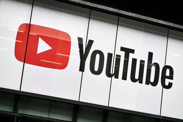 Το YouTube επεκτείνει την ανίχνευση ψεύτικης τεχνητής νοημοσύνης σε πολιτικούς, κυβερνητικούς αξιωματούχους και δημοσιογράφους