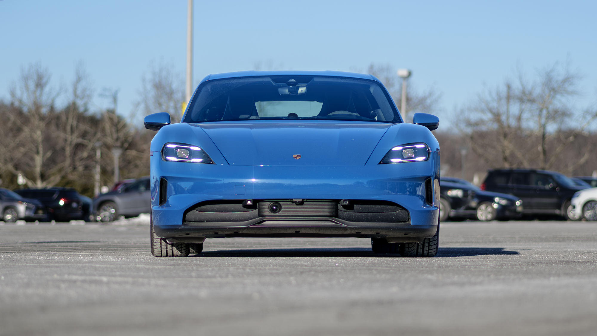 Test drive Porsche Taycan 2025.