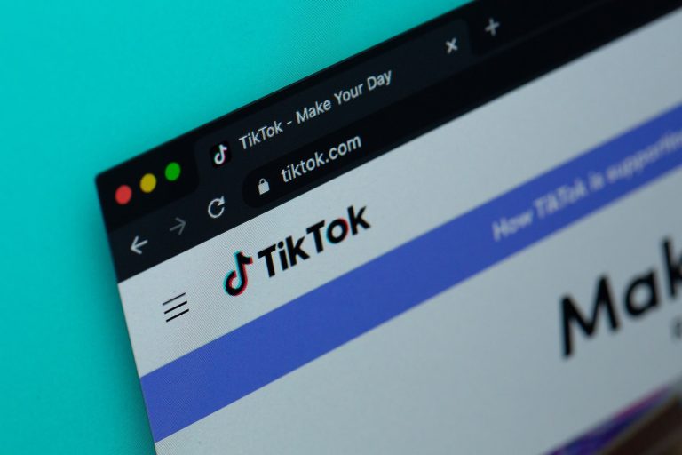 Το TikTok απορρίπτει την κρυπτογράφηση από άκρο σε άκρο για DM