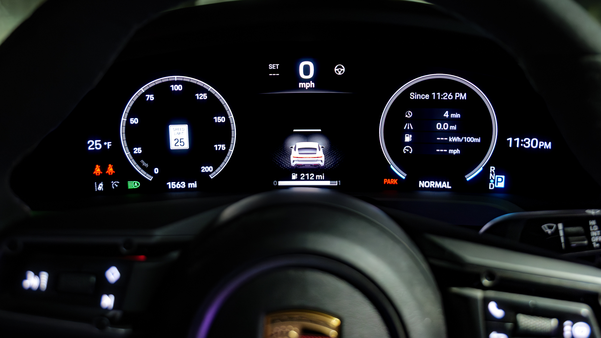 Test drive Porsche Taycan 2025.