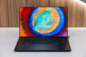 _World’s First Ultra-thin Rigid IJP OLED Notebook Display (14”)