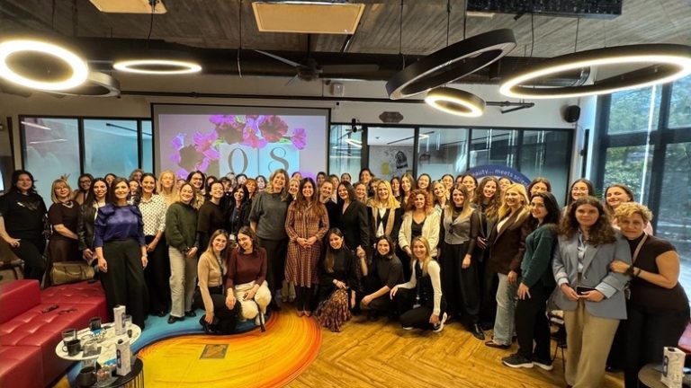 Κορυφαία διάκριση για την AbbVie: 1η θέση στα Best Workplaces™ for Women Hellas 2026
