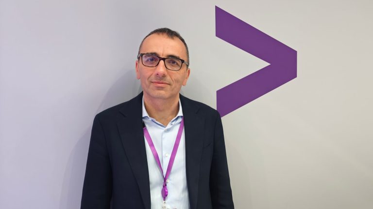 Η επανάσταση του AI δημιουργεί ένα νέο κεφάλαιο ευφυΐας και δεδομένων — InfoCom