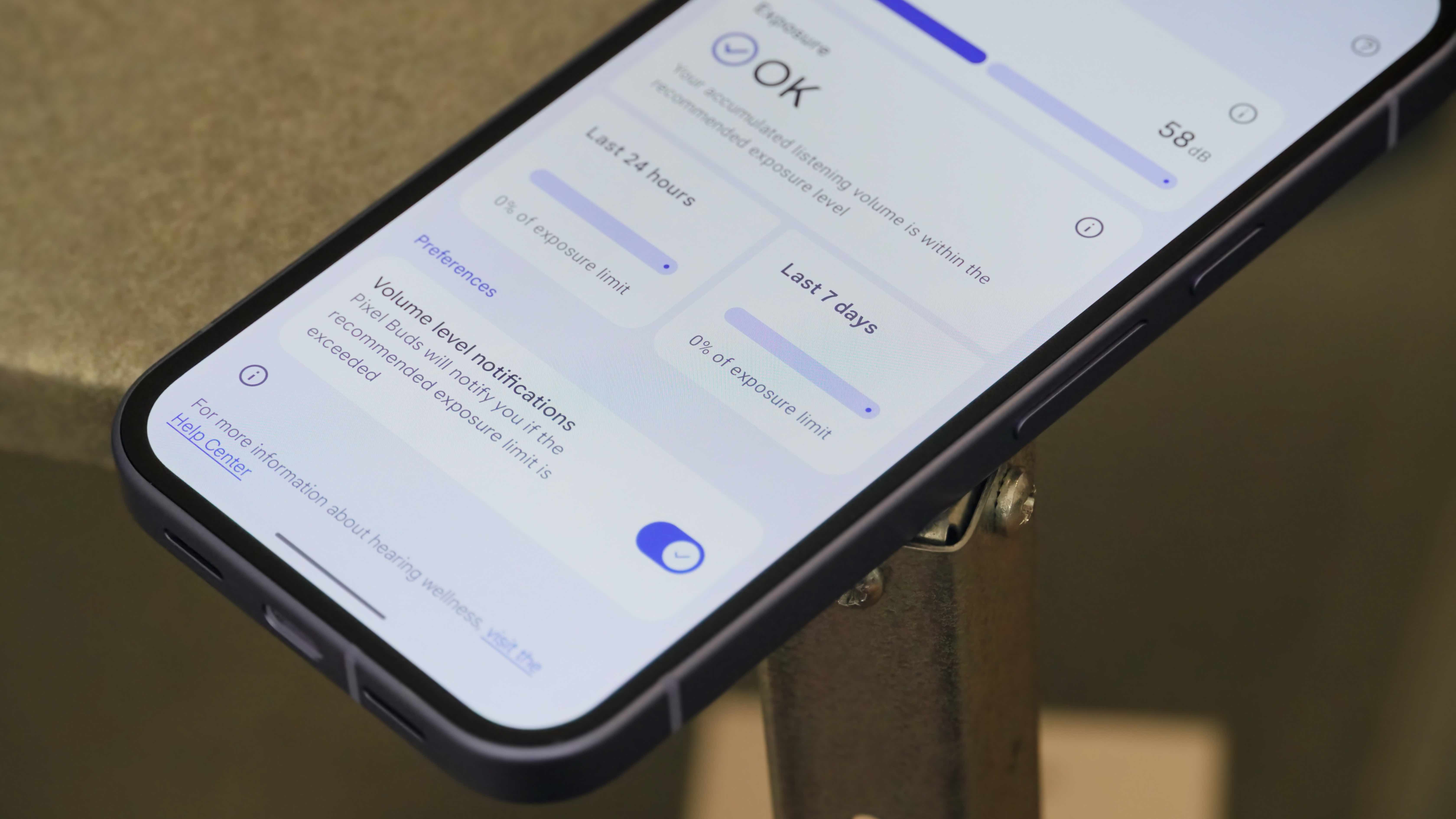 Η συνοδευτική εφαρμογή Google Pixel Buds που εμφανίζει λειτουργίες Pixel Buds Pro 2.