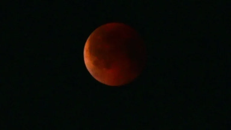 Ουρανός Μαρτίου: ανατέλλει πανσέληνος και νέα εποχή