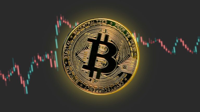 Πέριξ των $66.000 το Bitcoin και short squeeze στον ορίζοντα