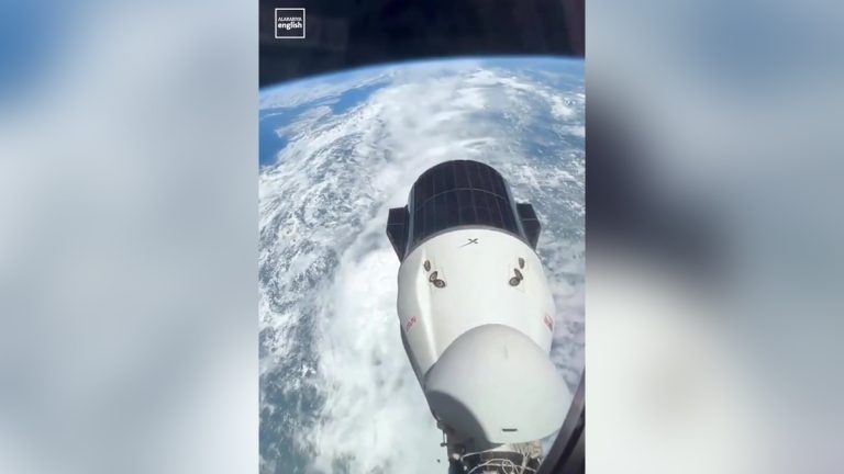 Το διαστημικό σκάφος «Dragon» ενώθηκε με τον Διεθνή Διαστημικό Σταθμό