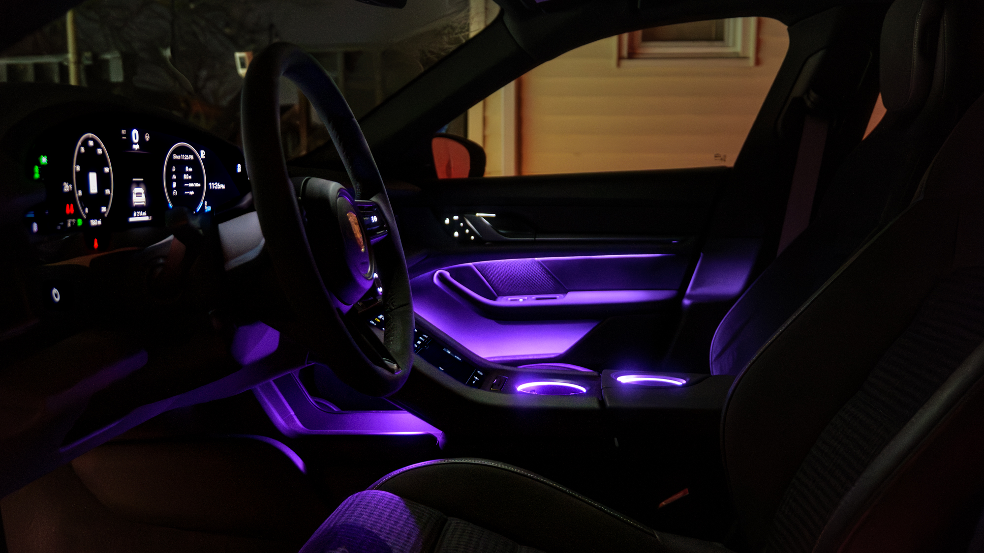 Test drive Porsche Taycan 2025.