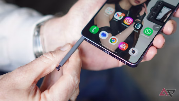 Η Samsung απέσυρε τα σχέδια για ένα νέο S Pen για το Galaxy S27 Ultra Η Samsung απέσυρε τα σχέδια για ένα νέο S Pen για το Galaxy S27 Ultra