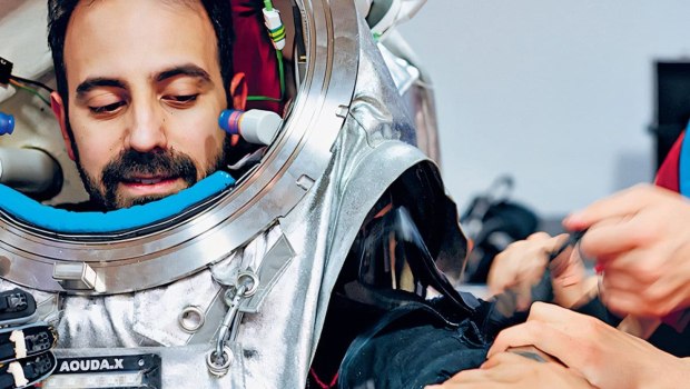 Κατέκτησε την Ανταρκτική, τώρα θέλει το Διάστημα – Ο Αδριανός Γκολέμης είναι ο πρώτος έλληνας υποψήφιος αστροναύτης Κατέκτησε την Ανταρκτική, τώρα θέλει το Διάστημα – Ο Αδριανός Γκολέμης είναι ο πρώτος έλληνας υποψήφιος αστροναύτης