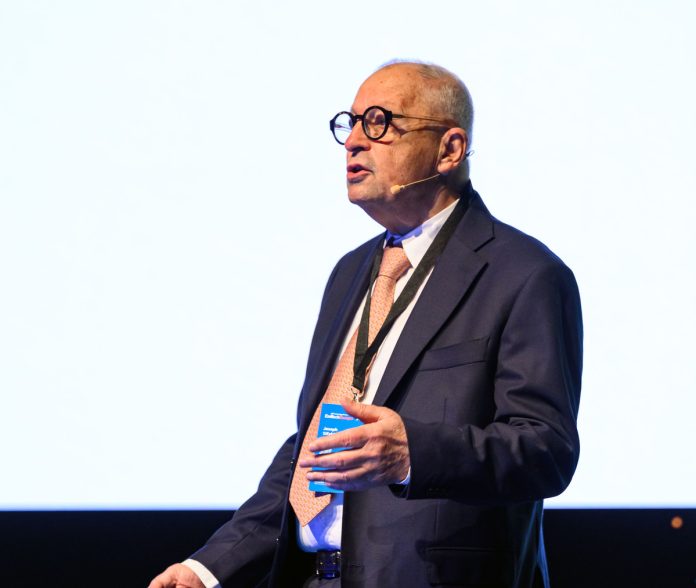 Ιωσήφ Σηφάκης: Η Ευρώπη δεν κατάφερε να διεκδικήσει ηγετική θέση στην διεθνή αρένα της καινοτομίας Ιωσήφ Σηφάκης: Η Ευρώπη δεν κατάφερε να διεκδικήσει ηγετική θέση στην διεθνή αρένα της καινοτομίας