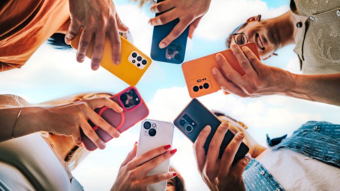 5 Smartphones με την καλύτερη διάρκεια ζωής της μπαταρίας το 2026 5 Smartphones με την καλύτερη διάρκεια ζωής της μπαταρίας το 2026