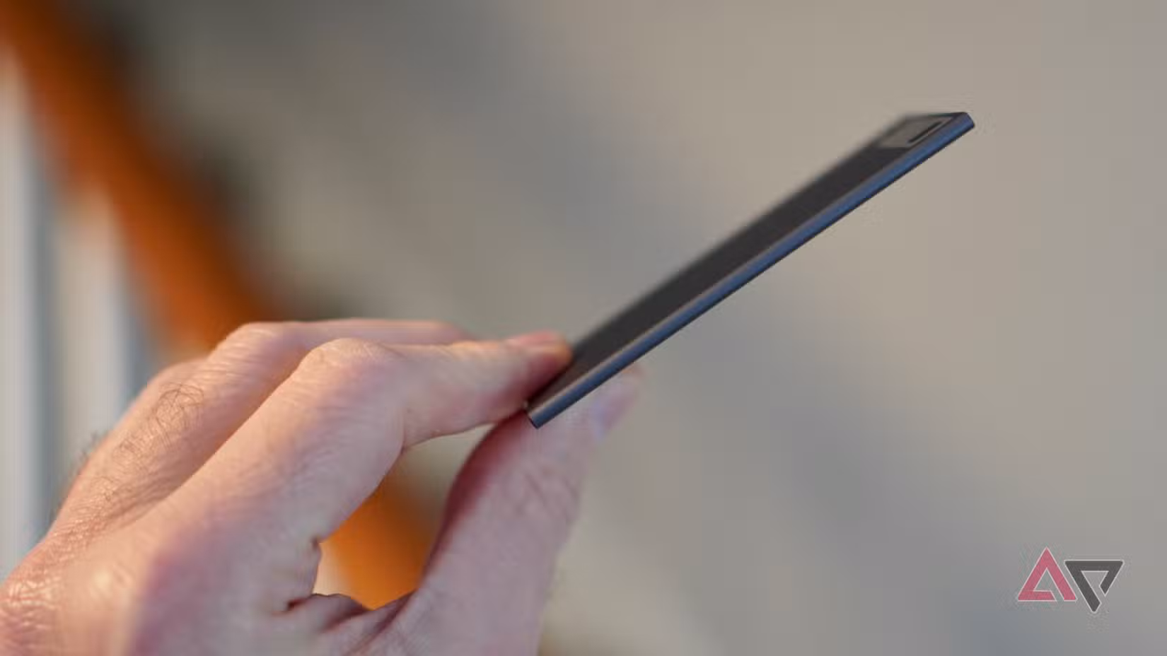 Η πλευρά του Mobvoi TicNote