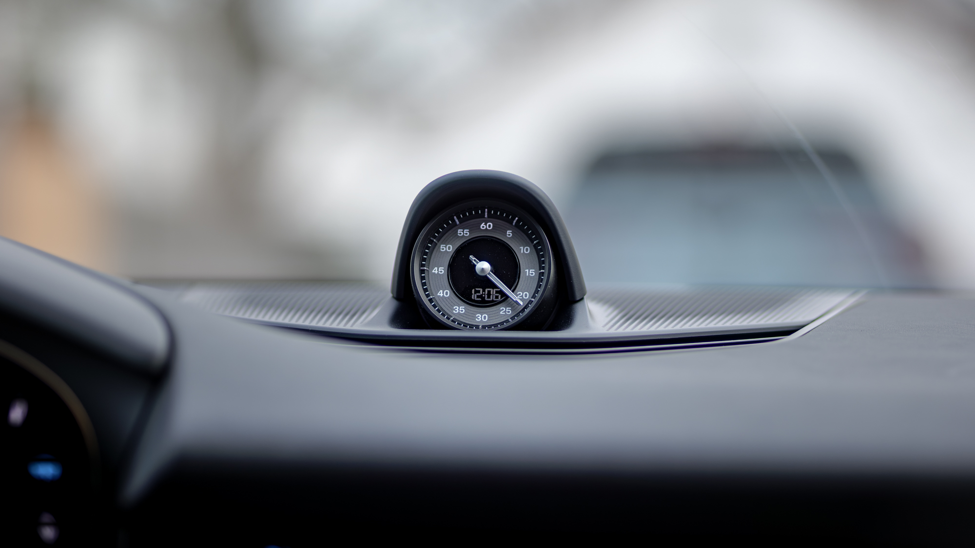 Test drive Porsche Taycan 2025.