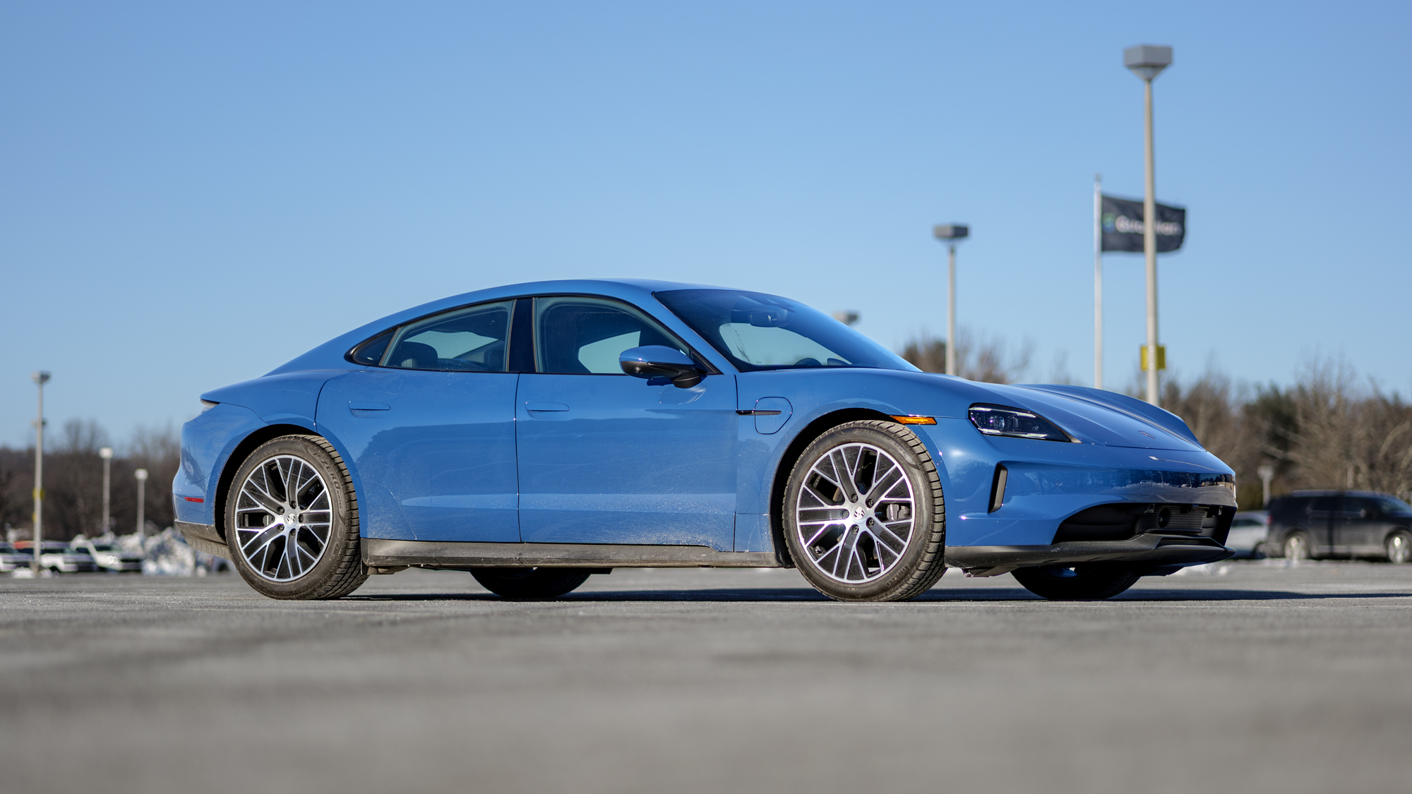 Test drive Porsche Taycan 2025.