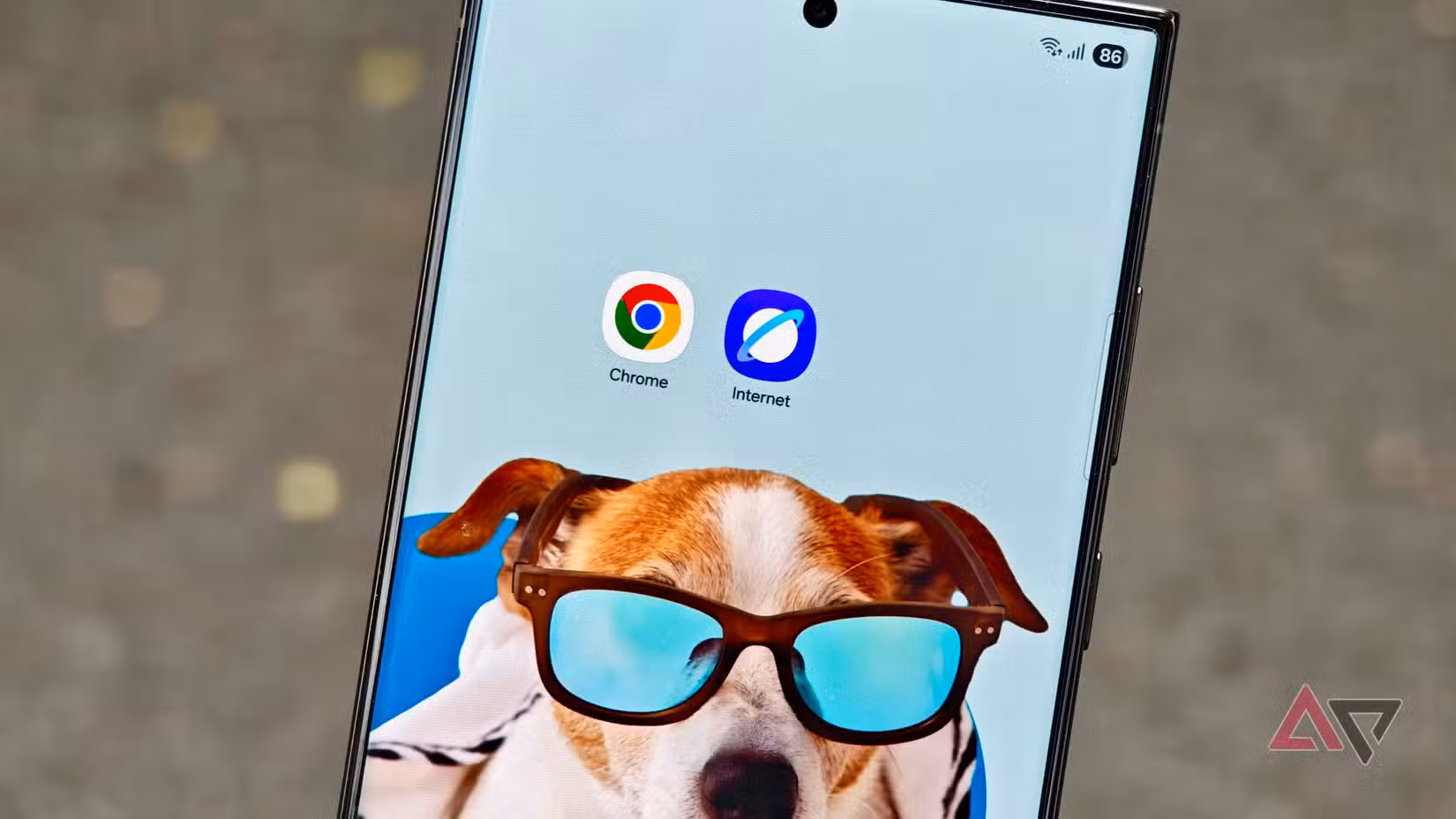 Samsung Internet και Chrome στην αρχική οθόνη του Galaxy S23 Ultra