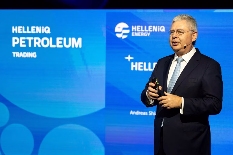 Helleniq Energy: Παρέλαβε από Metlen δυο φωτοβολταϊκά πάρκα στη Ρουμανία –