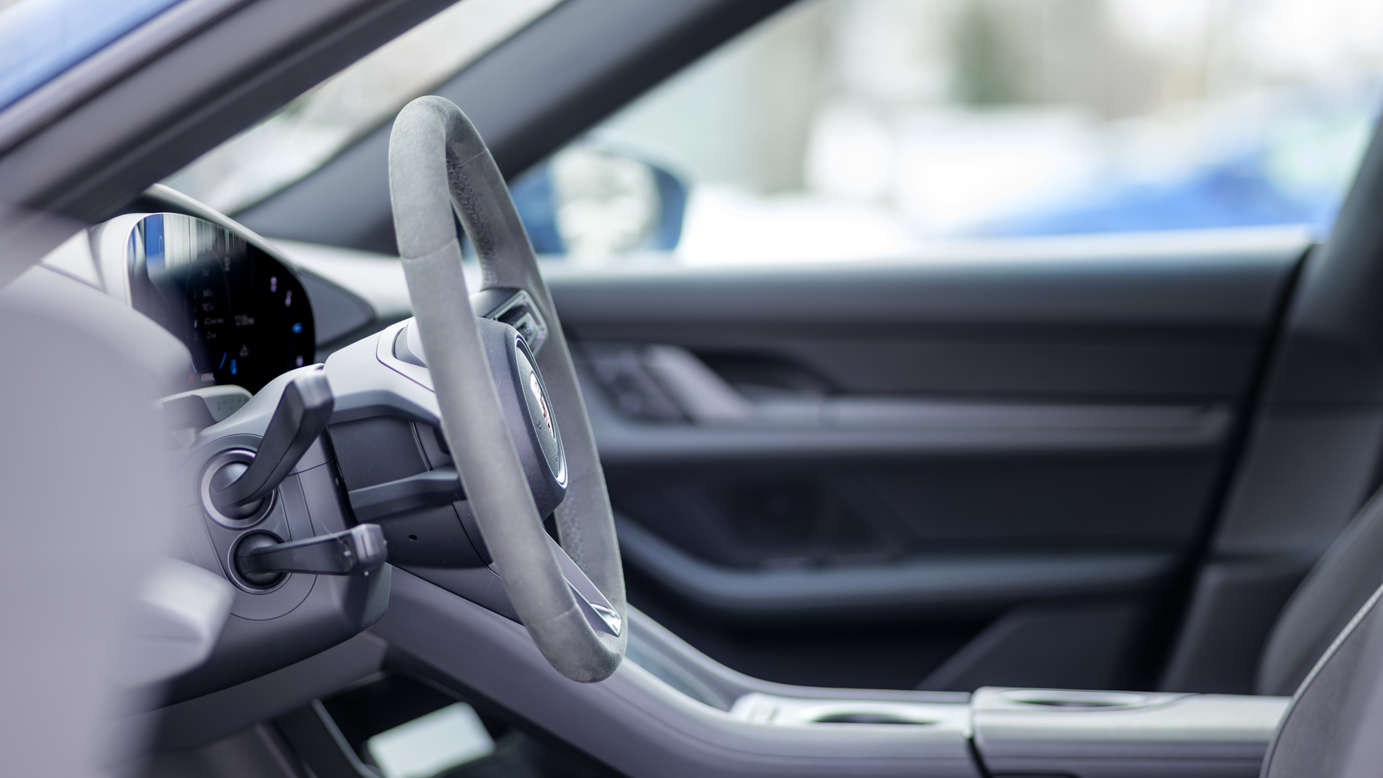 Test drive Porsche Taycan 2025.