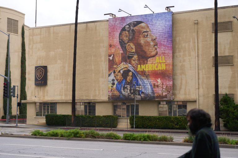 Επικράτησε η Paramount μετά την αποχώρηση της Netflix