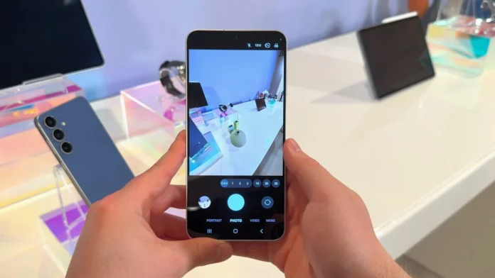 Galaxy S25 FE: Επανέρχεται το Dual Recording με One UI 8.5 Galaxy S25 FE: Επανέρχεται το Dual Recording με One UI 8.5