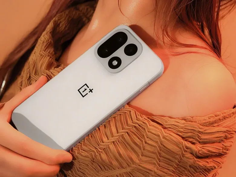 Φήμες για το OnePlus 16