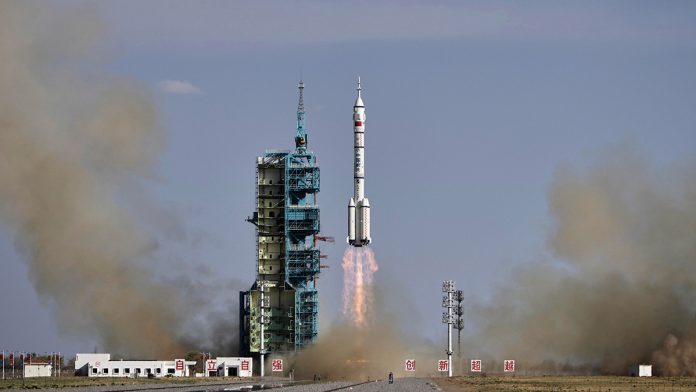 Κίνα: Το μη επανδρωμένο Shenzhou-20 επιστρέφει στη Γη Κίνα: Το μη επανδρωμένο Shenzhou-20 επιστρέφει στη Γη
