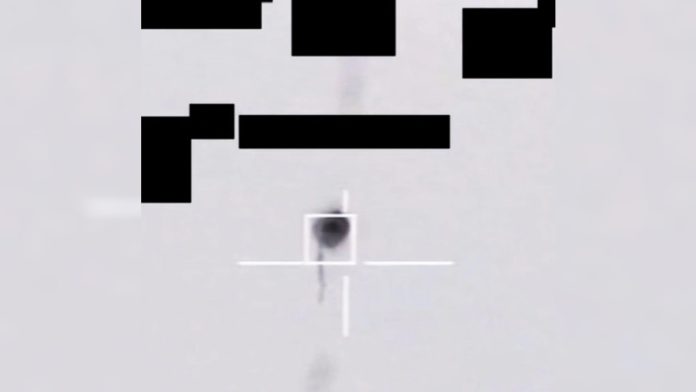 Αμερικανικό F-16 καταστρέφει UFO στο Μίσιγκαν: Η Στιγμή Αμερικανικό F-16 καταστρέφει UFO στο Μίσιγκαν: Η Στιγμή