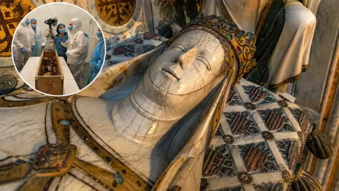 700 ετών τάφοι στη Βαρκελώνη φ Revealed μεσαιωνική βασίλισσα! 700 ετών τάφοι στη Βαρκελώνη φ Revealed μεσαιωνική βασίλισσα!